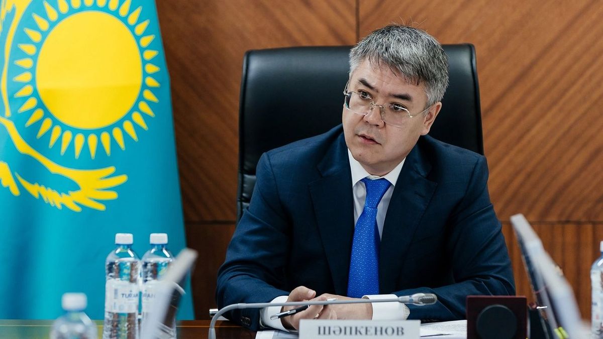 Серик Шапкенов Атырау облысының әкімі қызметінен босатылды