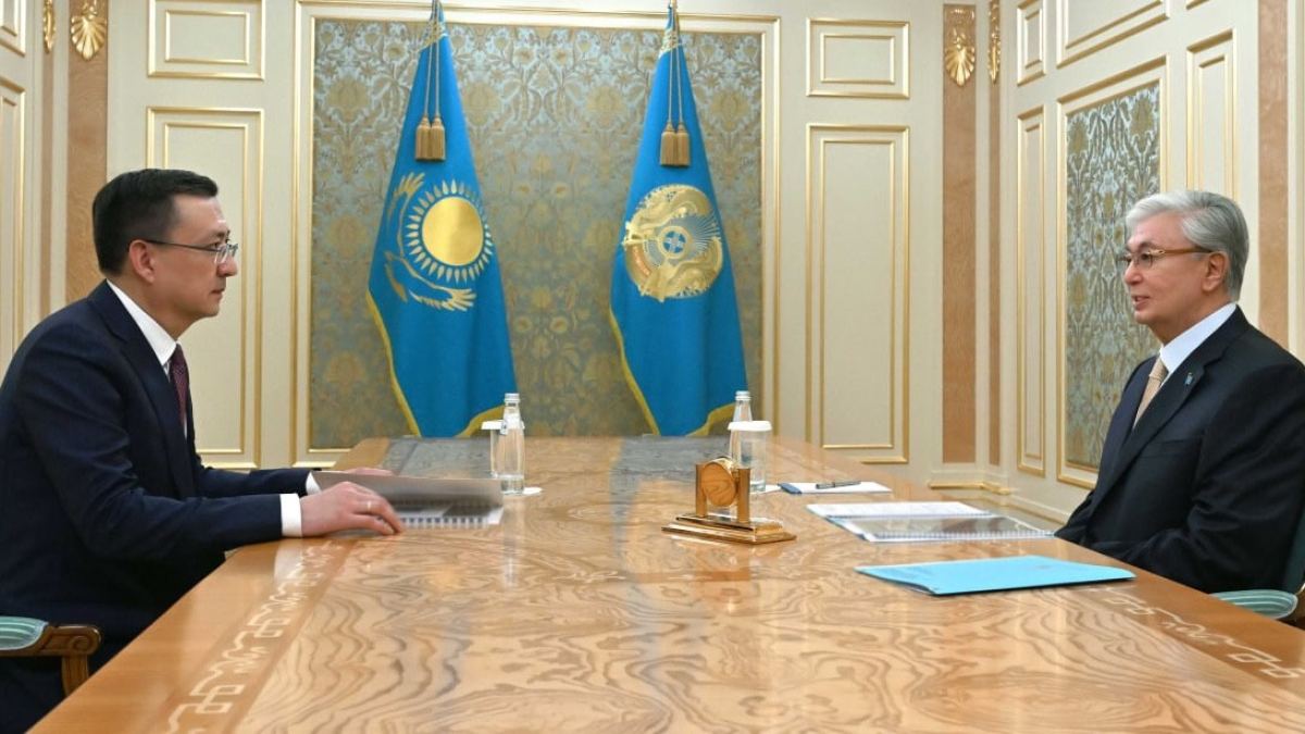 Президент Казахстана ознакомился с работой Секретариата Народного совета