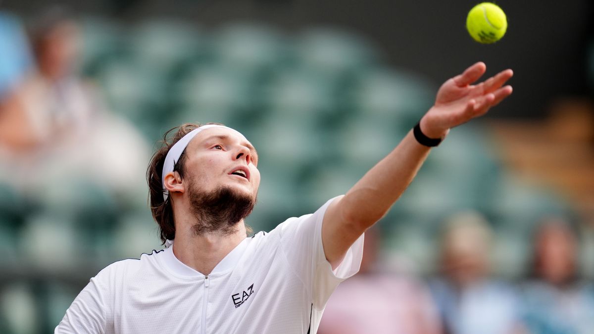 Александр Бублик вышел в четвертьфинал турнира ATP 250 в Австрии