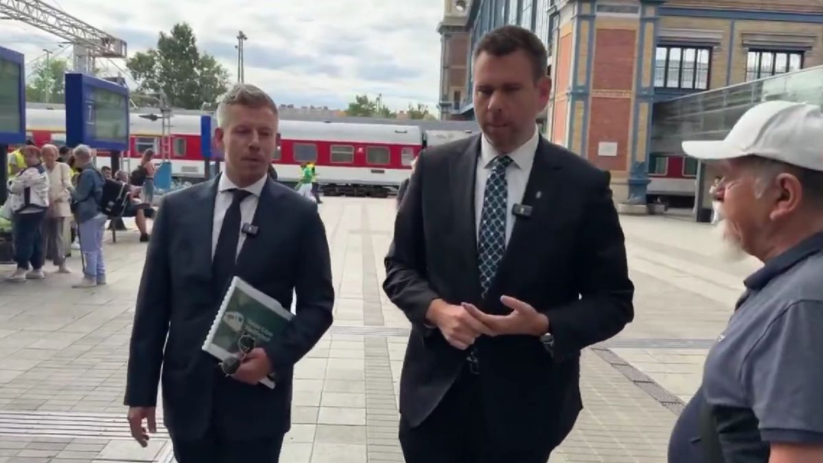 В премьер-министра Венгрии Мадьяра плюнули на улице в Будапеште