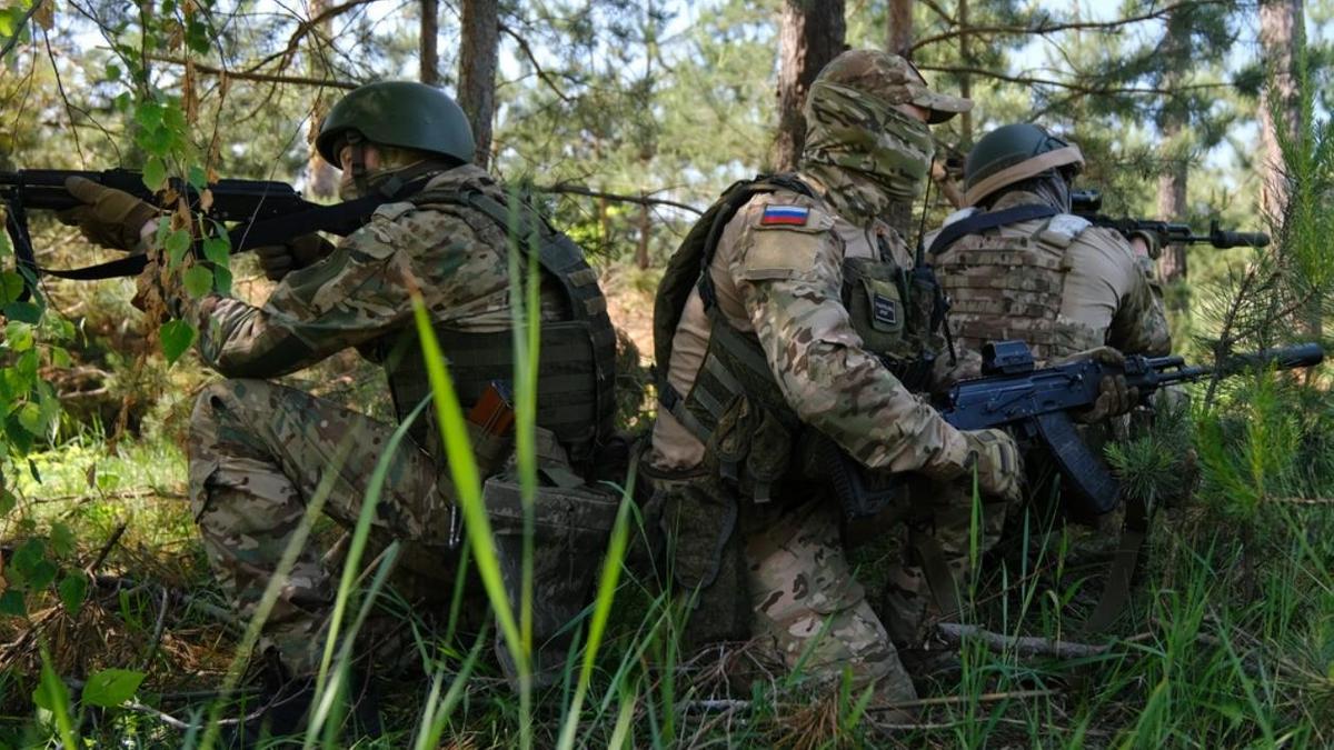 В России разрешили осужденным за контрабанду наркотиков и бандитизм заключать контракты с Минобороны