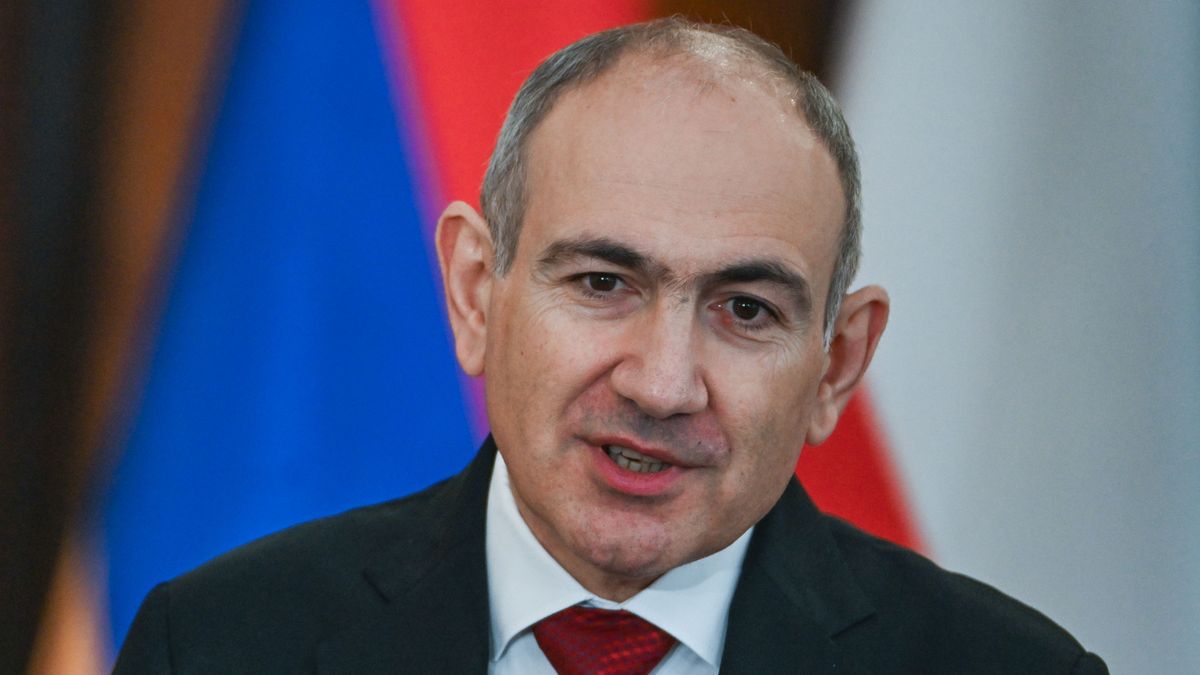 Правительство Армении уйдет в отставку 2 августа