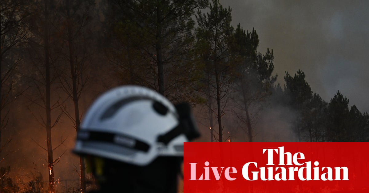 Австралия направит во Францию 24 пожарных и два воздушных судна