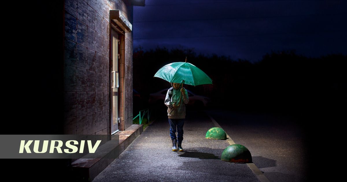 Дети заканчивают уроки в 20:30: родители Актобе требуют убрать трехсменку