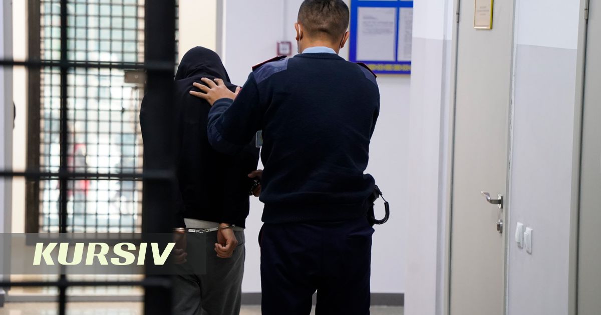 Актюбинец стал жертвой вымогателей после кражи телефона