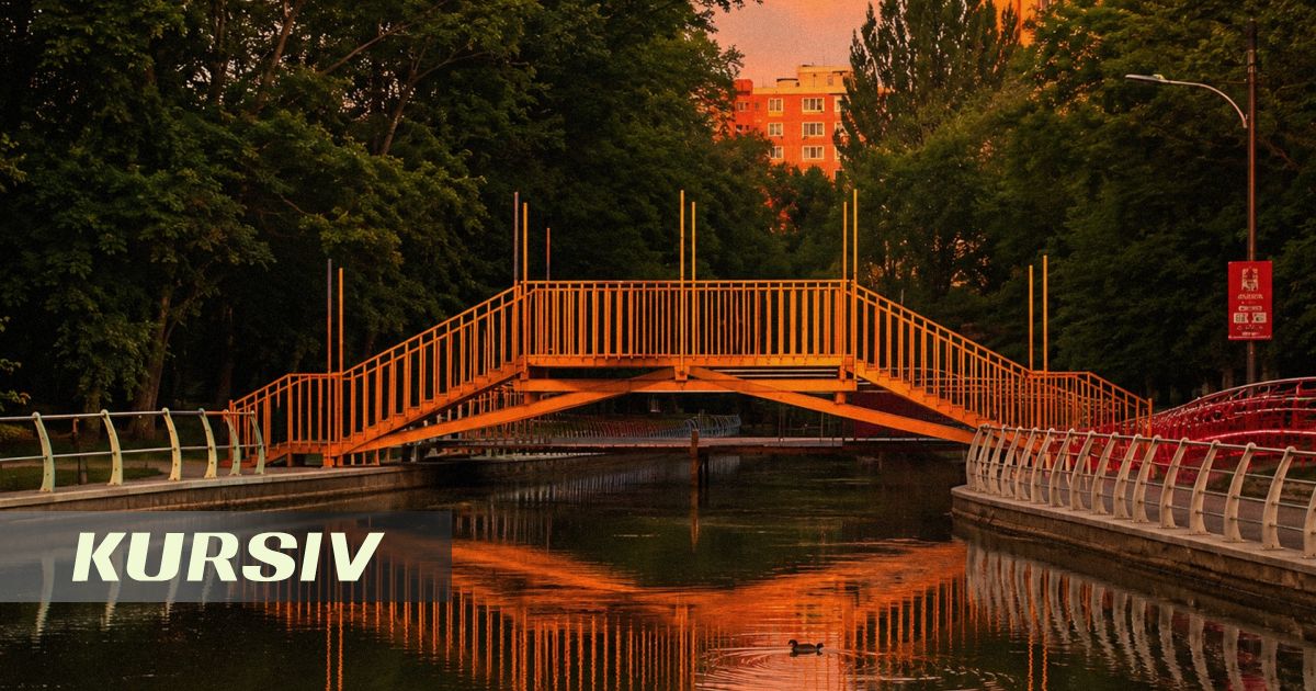 В Астане возвели деревянный мост по проекту Леонардо да Винчи