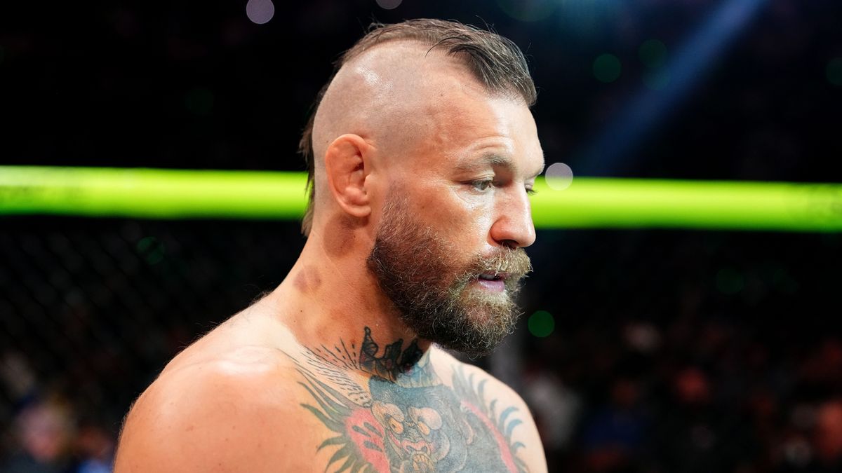 Конор Макгрегор сообщил об успешной операции после травмы на UFC 329