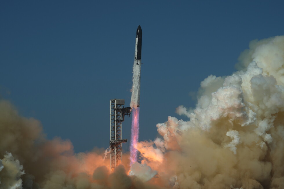Акции SpaceX растут: впервые открыта возможность продажи для внутренних инвесторов