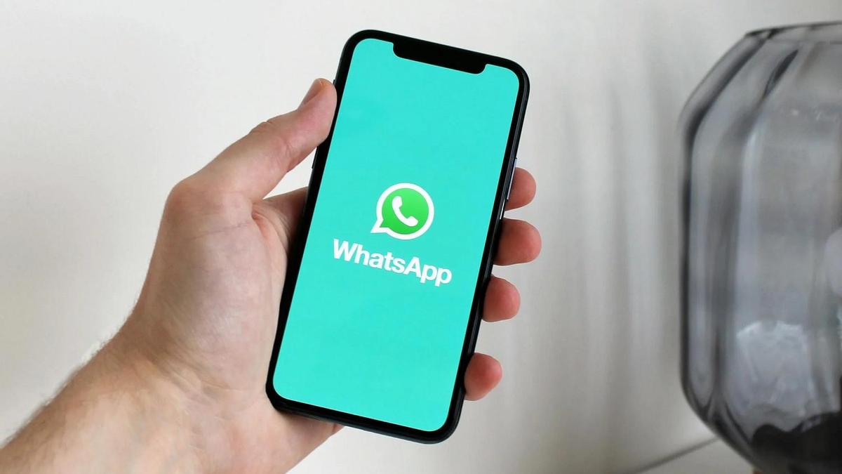 «Представлялись родственниками»: жертвами аферы через WhatsApp стали жители нескольких регионов Казахстана