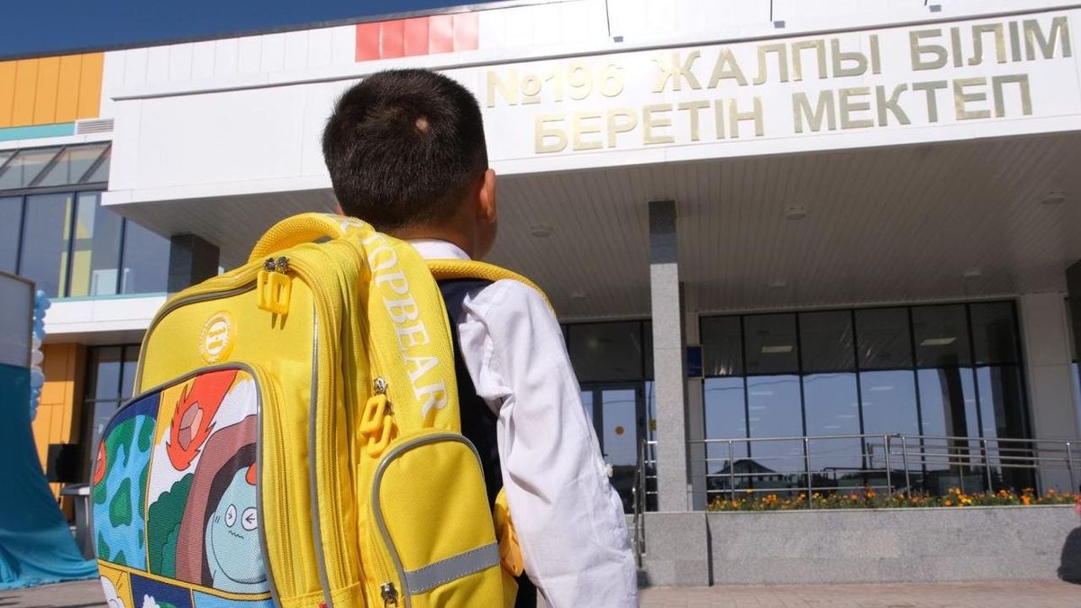 Қазақстан Денсаулық сақтау министрлігі оқушылардың рюкзагын таңдау бойынша ата-аналарға кеңес берді