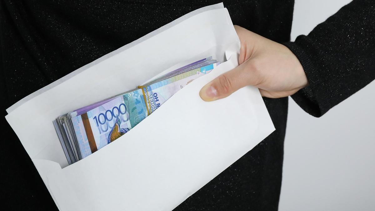 Казахстанцам заплатят до 17,3 млн тенге за сообщения о коррупции