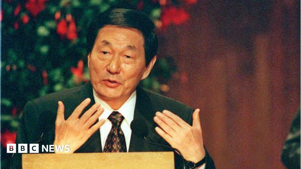 Умер бывший премьер-министр Китая Чжу Жунцзи в возрасте 97 лет