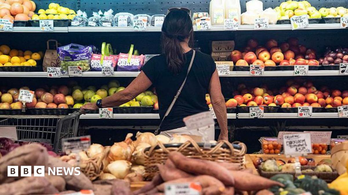 Инфляция в США замедлилась на фоне снижения цен на продукты