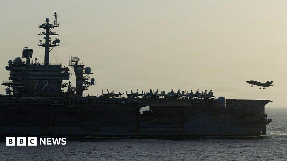 Обеспокоенность условиями на USS Abraham Lincoln растет