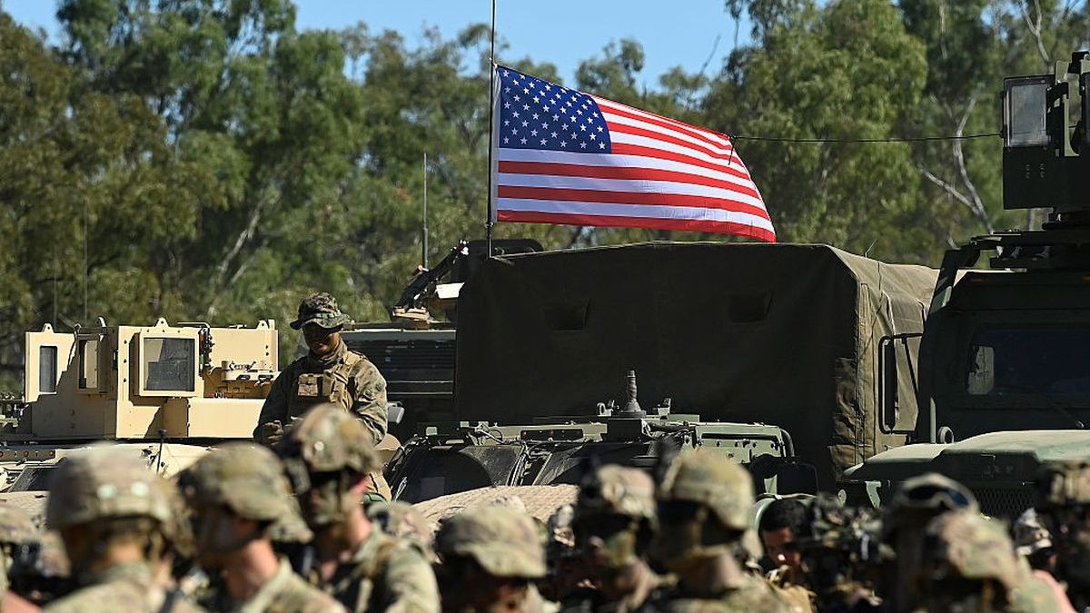 Глава CENTCOM призвал возобновить удары по Ирану