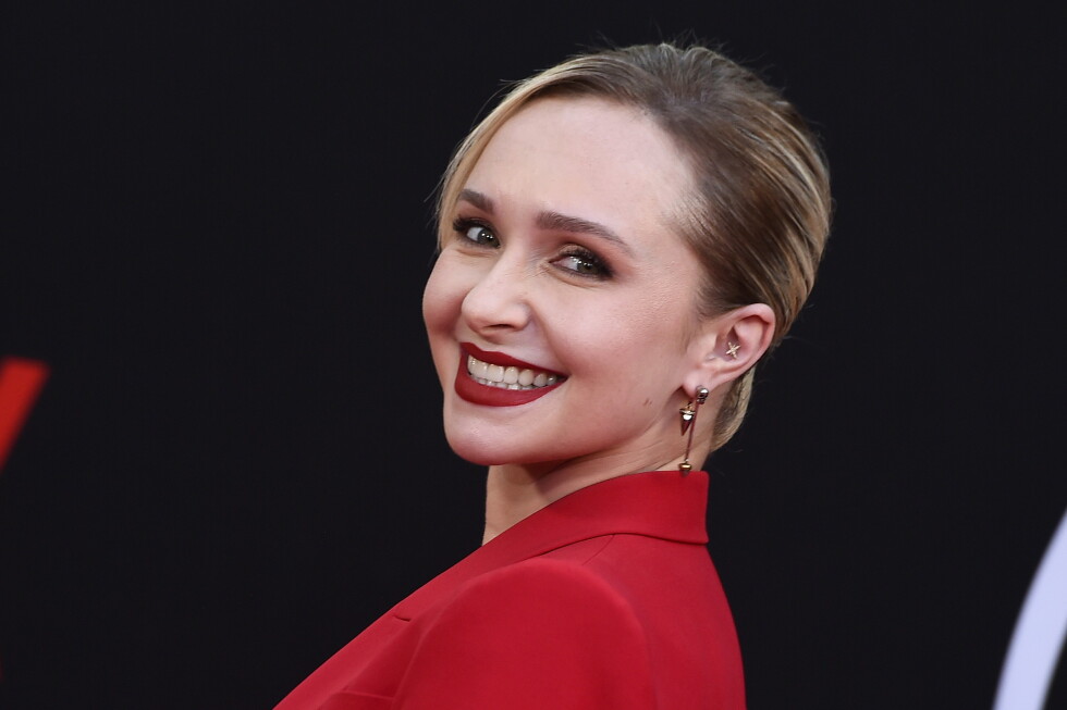 Умерла звезда сериалов «Герои» и «Нэшвилл» Хейден Панеттьер