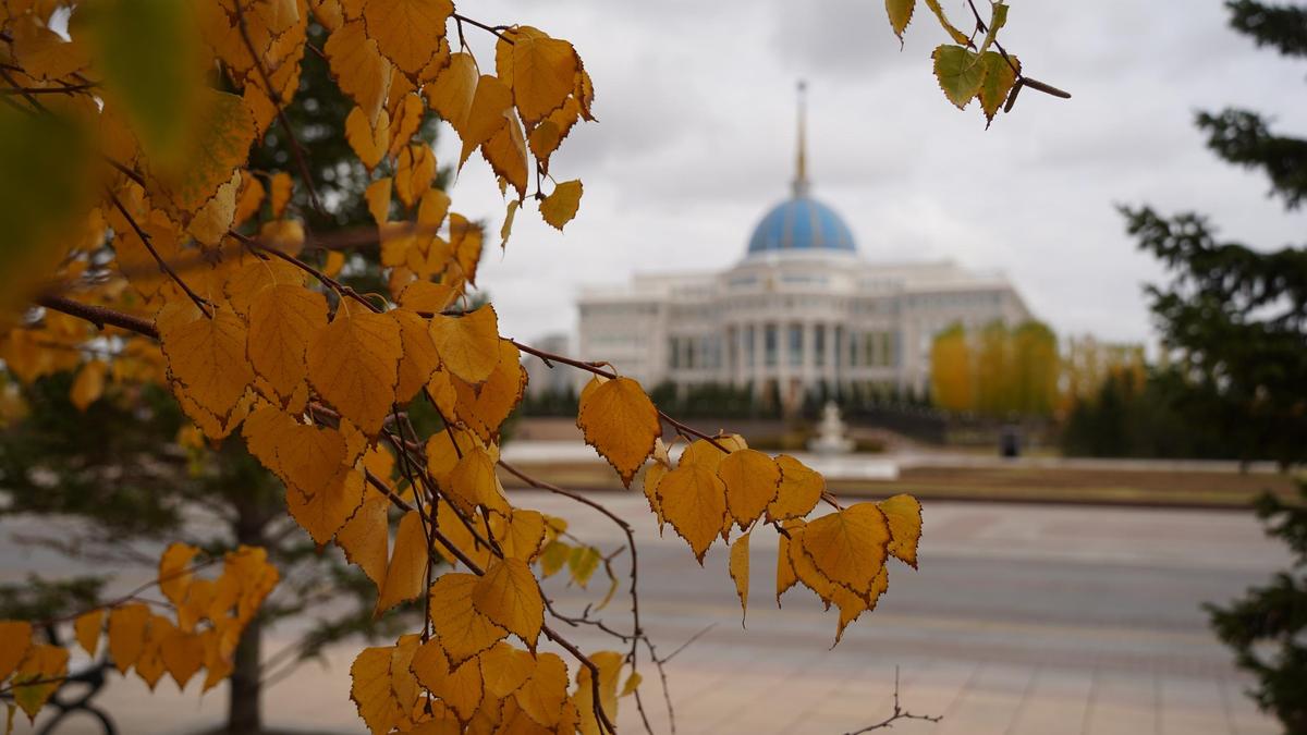 Прогноз погоды на осень в Казахстане: где будет теплее обычного