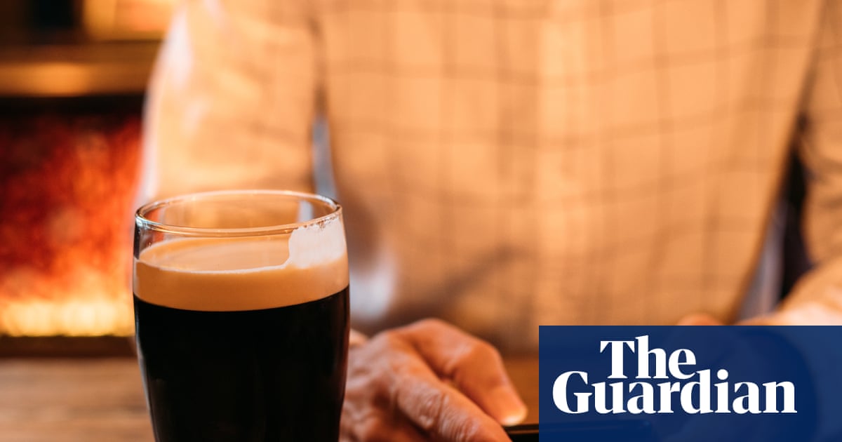 Сеть пабов Wetherspoons запретила музыку и звонки по громкой связи