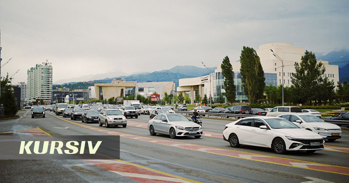 Экспорт легковых авто из Казахстана в Россию почти остановился