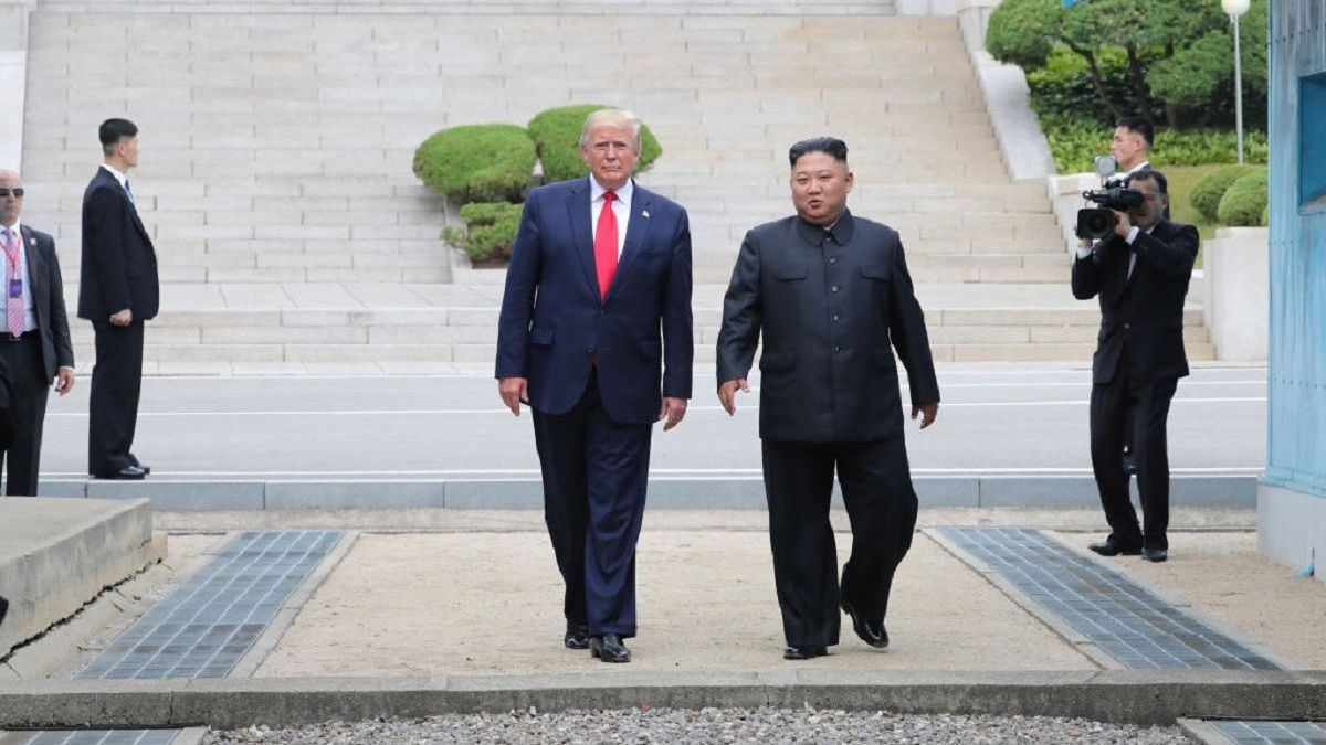 СМИ: Трамп намерен встретиться с Ким Чен Ыном осенью в Китае