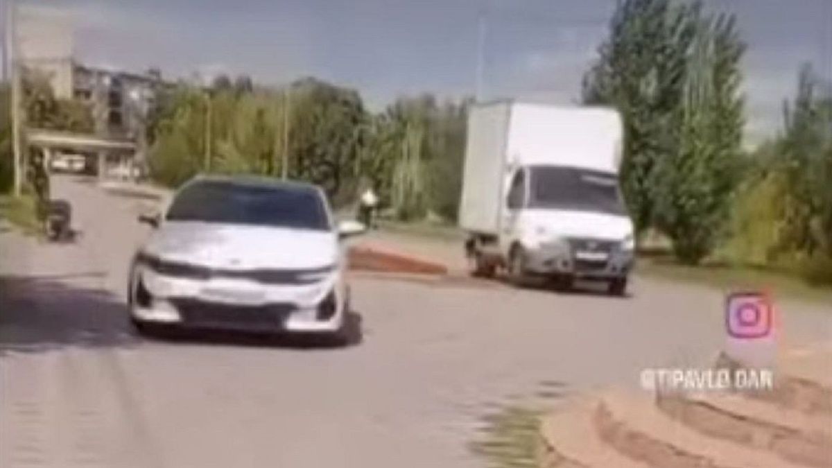 В Павлодаре водителей наказали за езду по парку