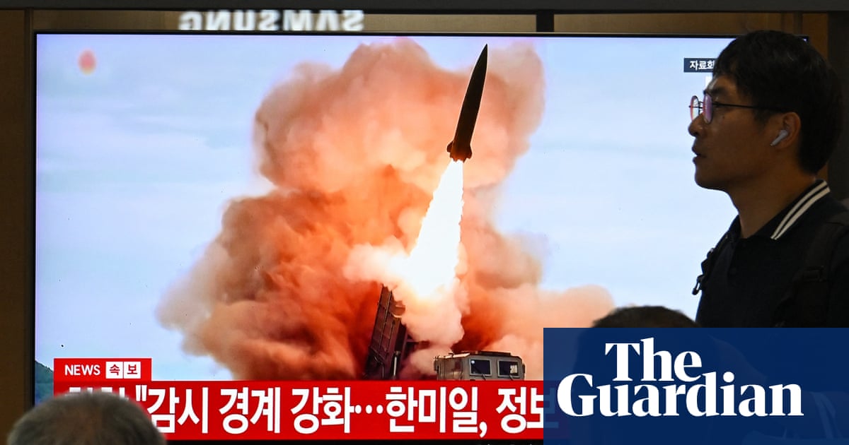 Северная Корея запустила 10 ракет на следующий день после сокращения учений с Южной Кореей