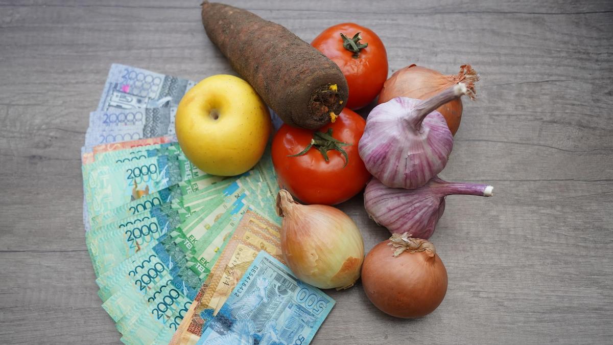 Цены на продукты в Казахстане: что подорожало и подешевело за неделю и год