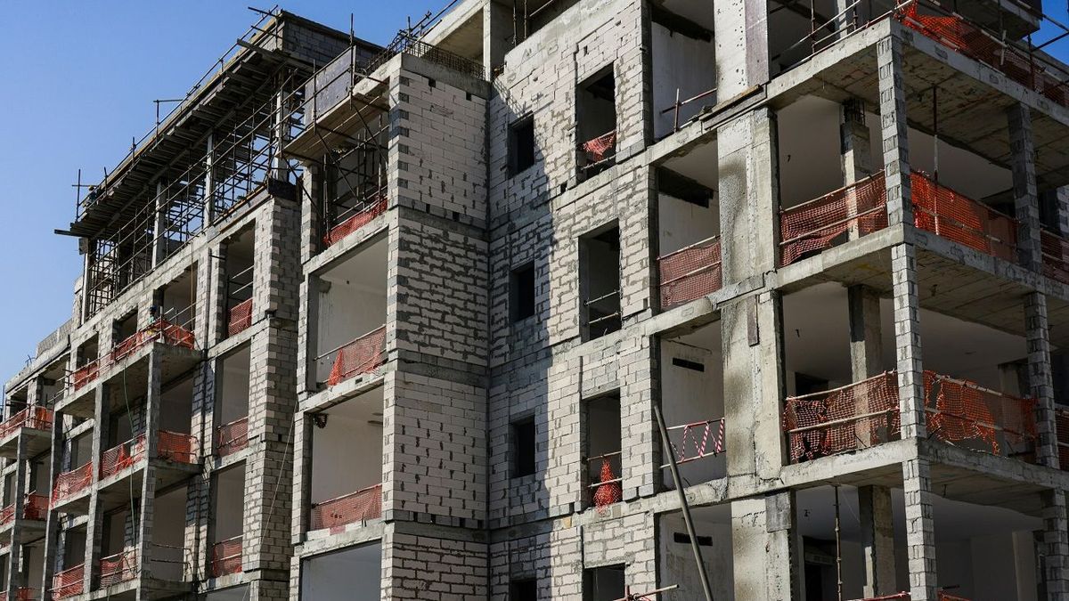 В Астане 350 дольщиков наконец получили квартиры после пятилетнего ожидания