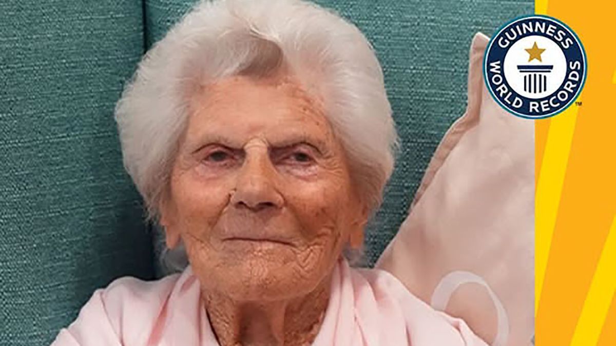 Британка Этель Катерхэм отметила 117-летие, став старейшим человеком в мире