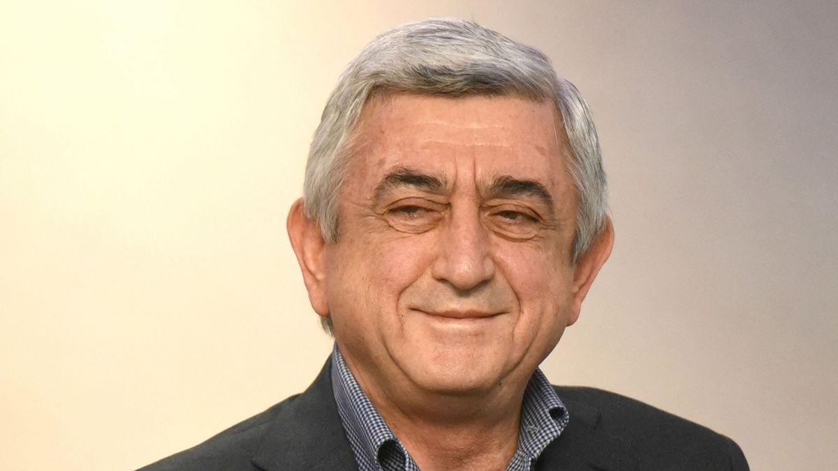 Саргсян вслед за Кочаряном: еще одному экс-президенту Армении предъявлены обвинения