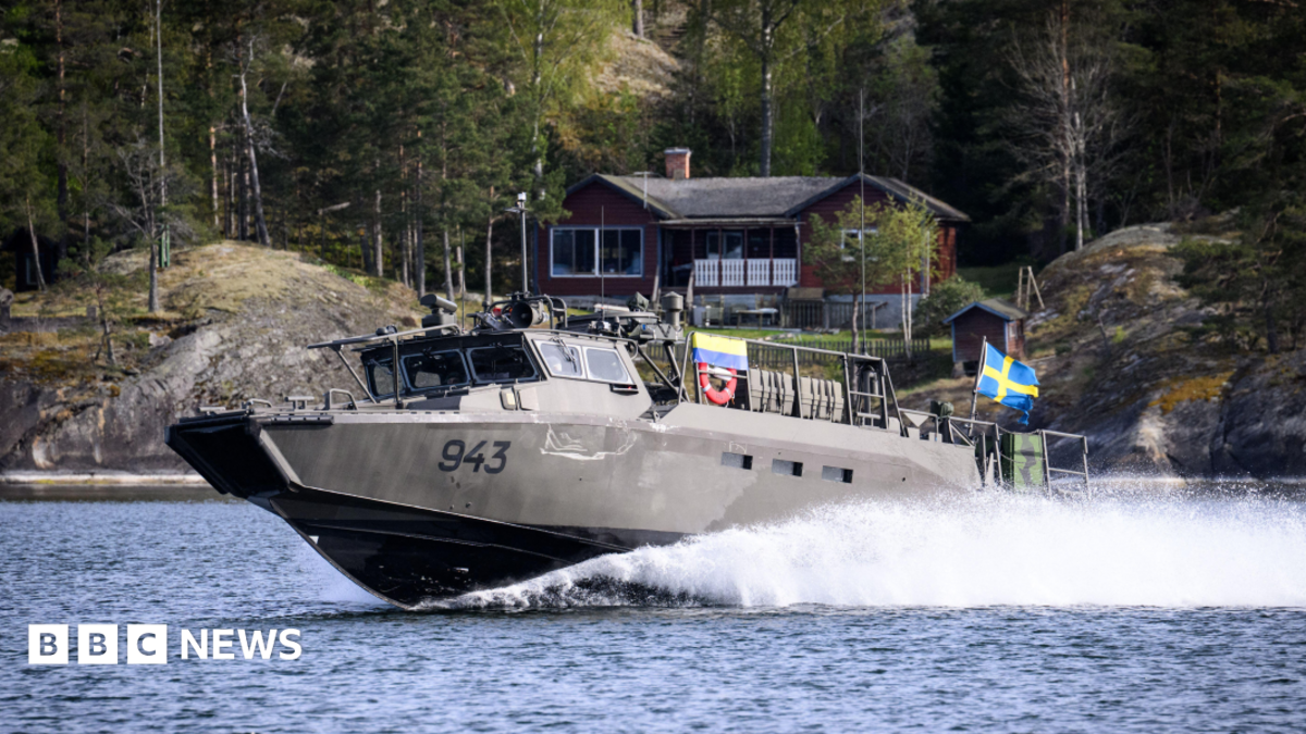 Швеция намерена изъять российскую недвижимость у военно-морской базы