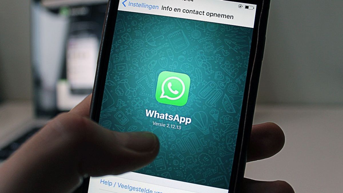 Коллекторов в Таразе оштрафовали за общение в WhatsApp с незарегистрированных номеров