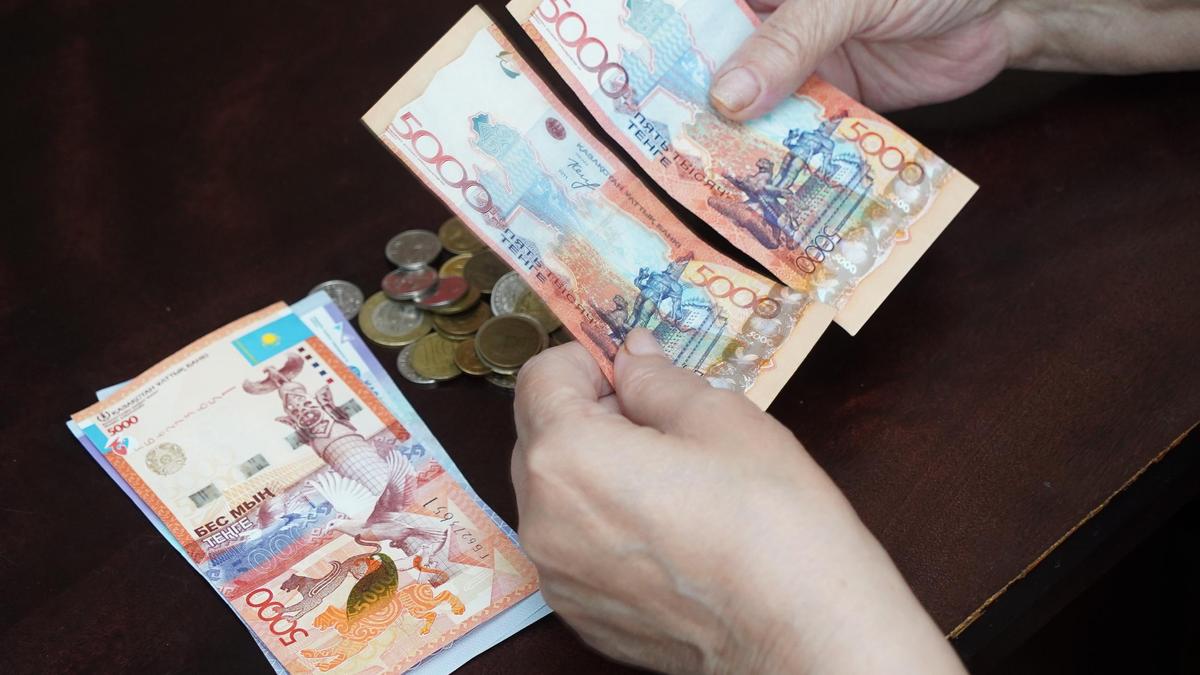 Қазақстанда жиынтық зейнетақының орташа мөлшері 200 мың теңгеге жуықтады