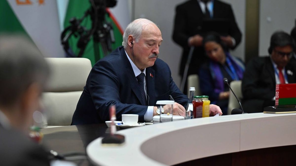 Лукашенко: ШОС БҰҰ-ға айналмауы керек