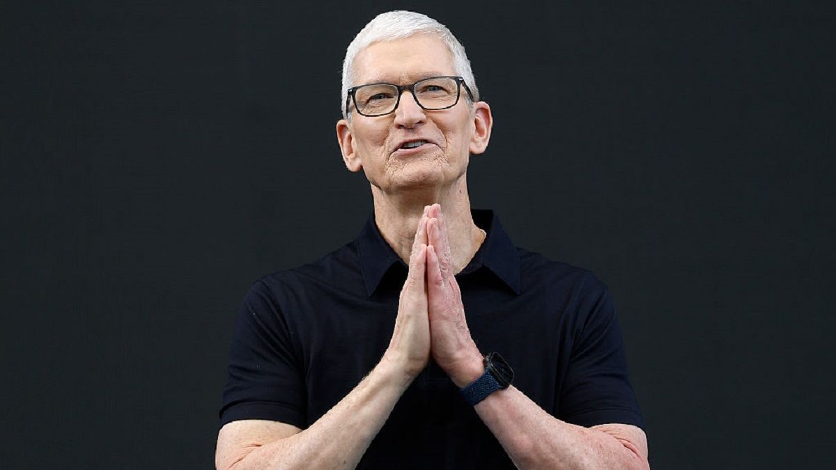 Тим Кук Apple-мен қоштасты: CEO лауазымындағы соңғы күні «Махаббат теңізі»