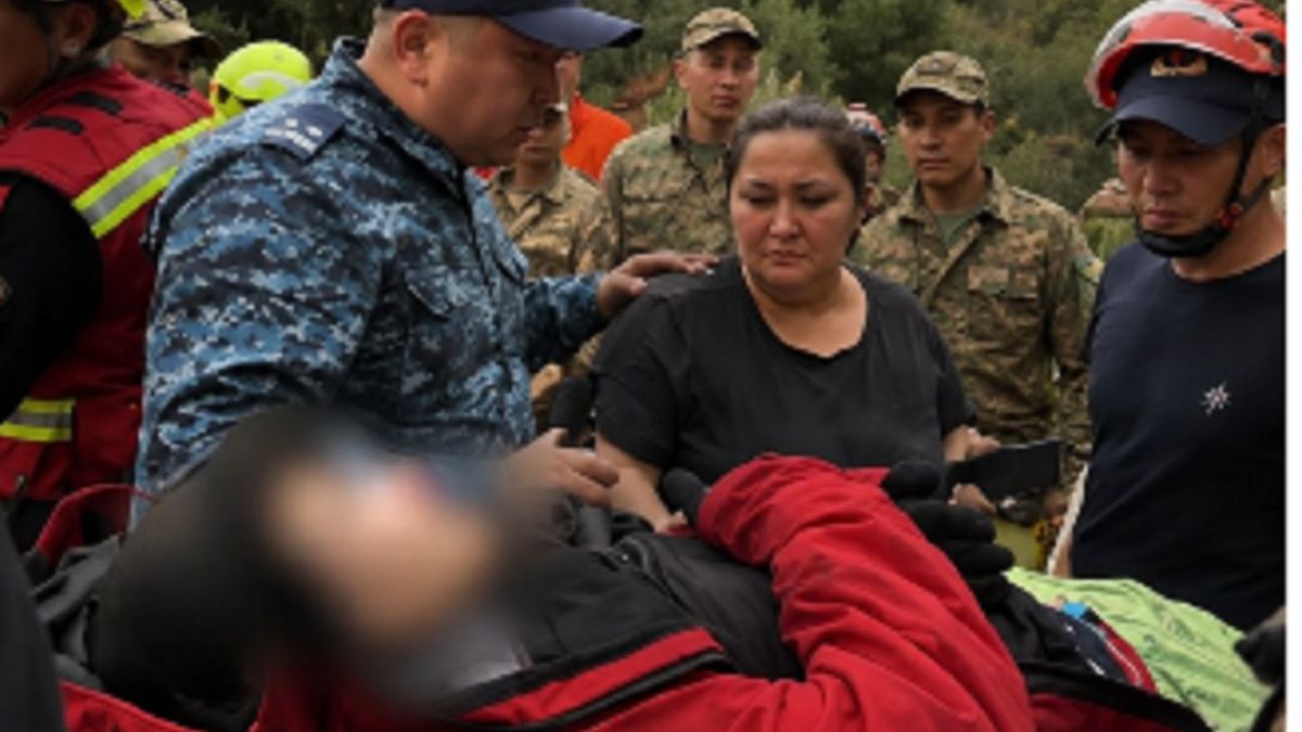 Алматы тауларында жоғалған бала табылды: іздеу операциясының мәліметтері