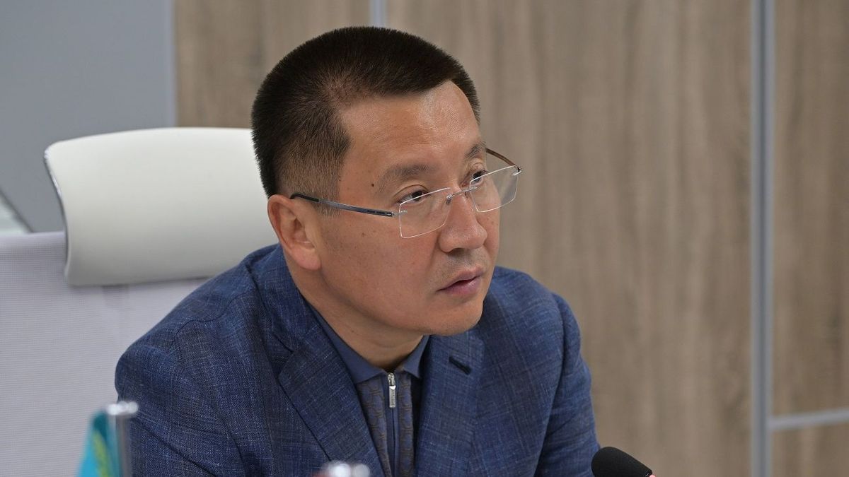 Павлодар облысының әкімі қызға әлеуметтік желі арқылы жұмыс ұсынды