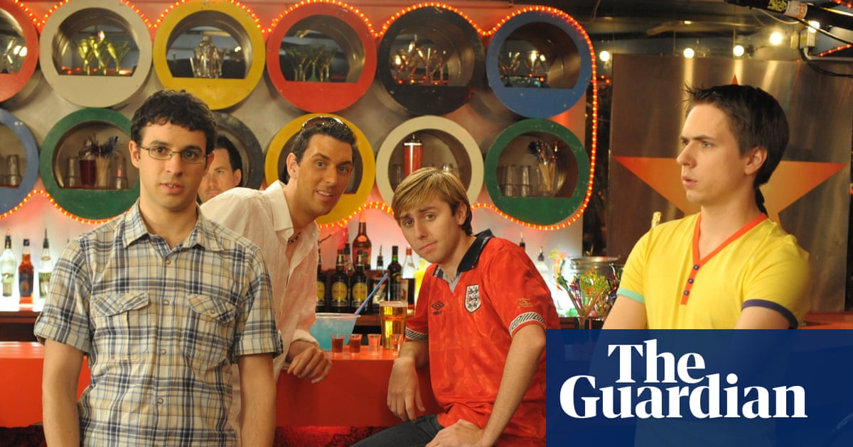 Netflix «Inbetweeners» фильмінің үшінші бөлімін түсіруді бастады
