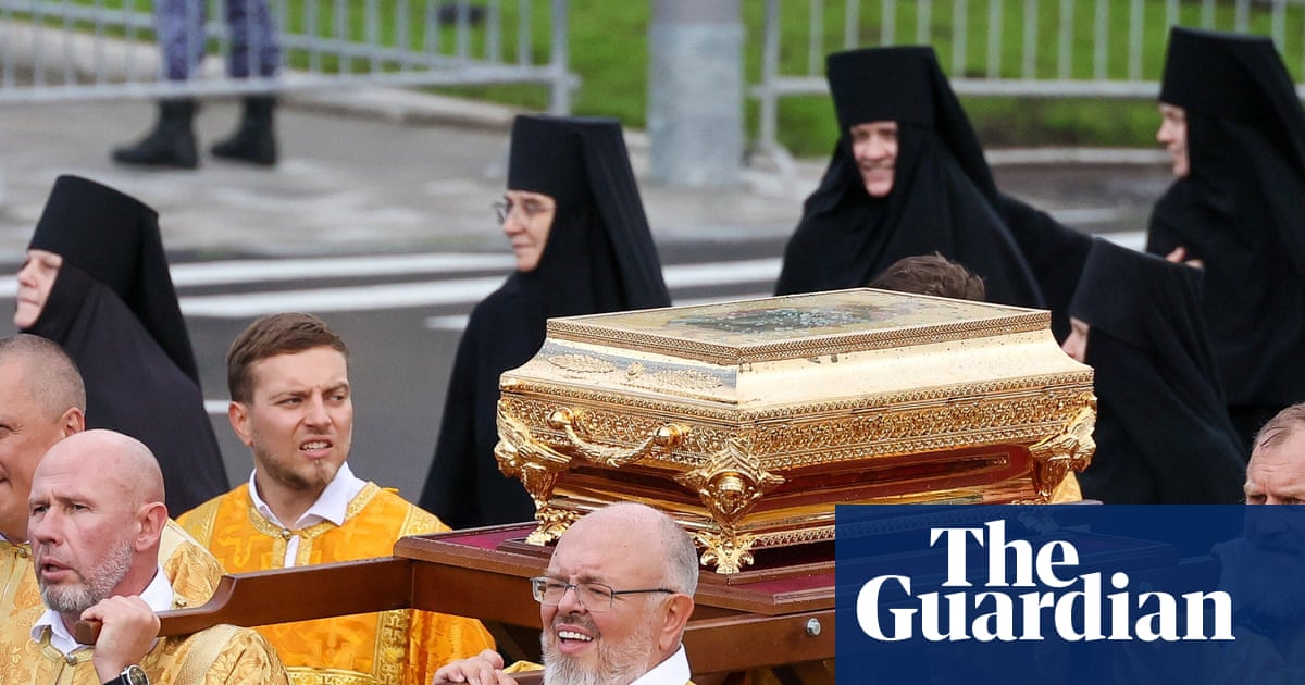 Ресей шіркеуі Донскойдың сүйегін майданға жіберді
