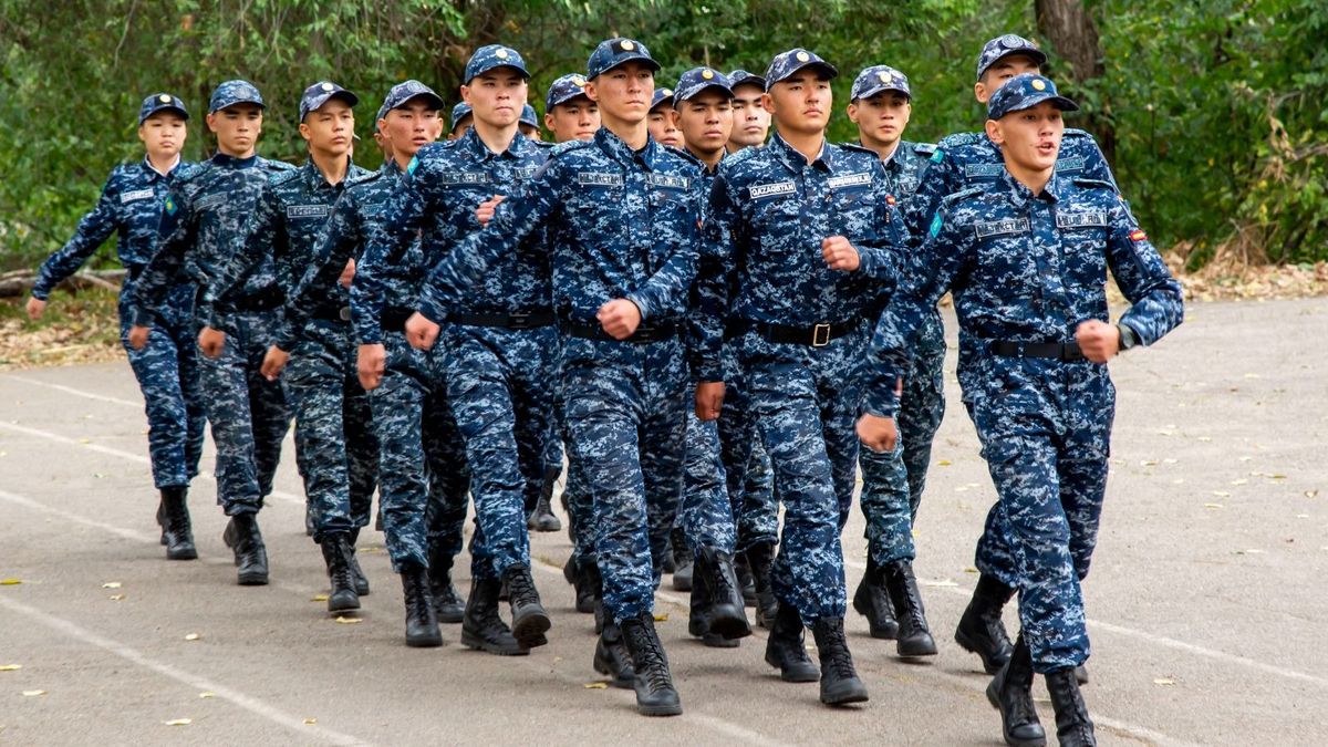Алматы ІІМ академиясының курсанттары оқу-далалық жиыннан өтуде