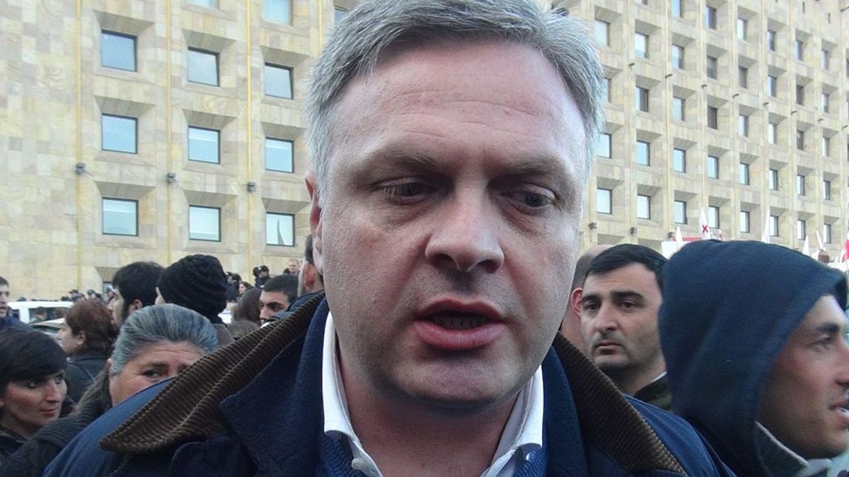 Грузияның экс-қорғаныс министрі Барамидзе мемлекетке опасыздық жасады деп ұсталды