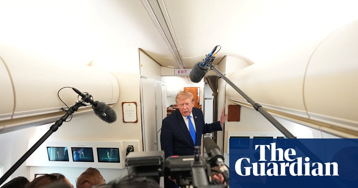 Трамп Ақ үйге CNN, MS Now және Politico-ны кіргізбей қойды