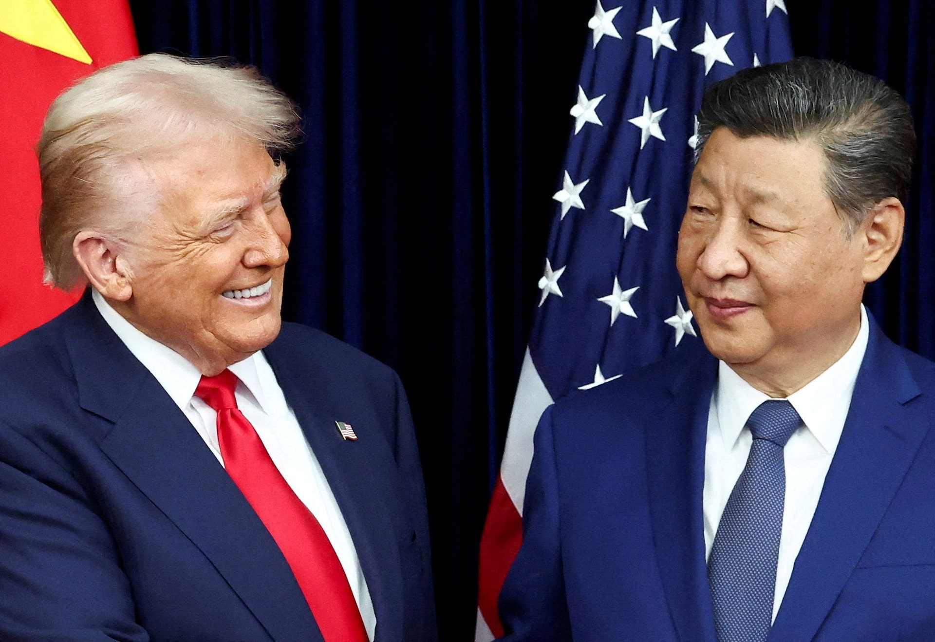 АҚШ Конгресінің Қытай жөніндегі комитеті Трампты Симен кездесуде қатаң ұстанымға шақырды