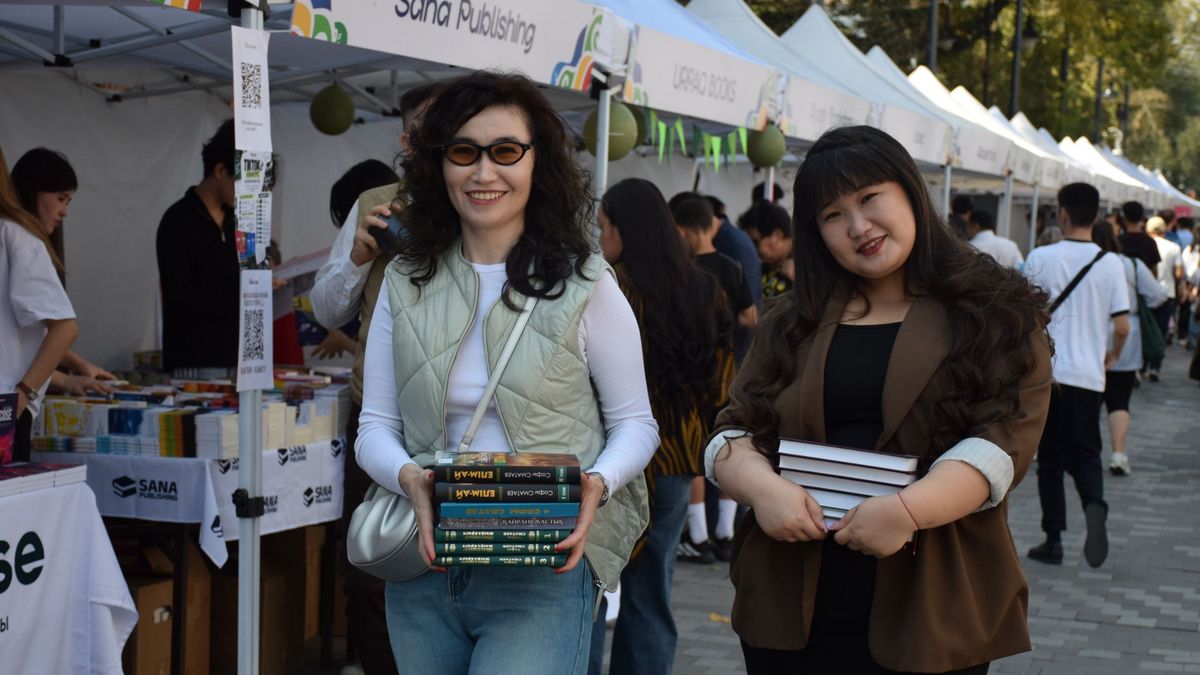 КітапFest в Алматы: 60 издательств и встречи с писателями ко Дню города