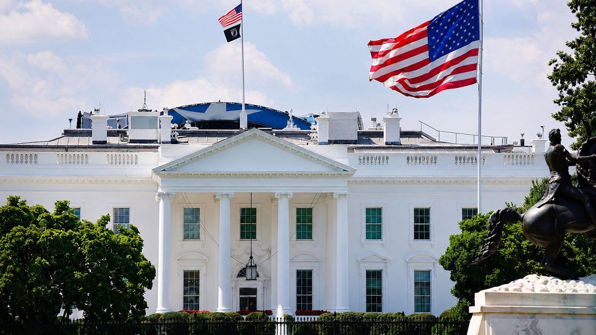 CNN, Politico и MS NOW подали в суд на Трампа из-за запрета доступа в Белый дом
