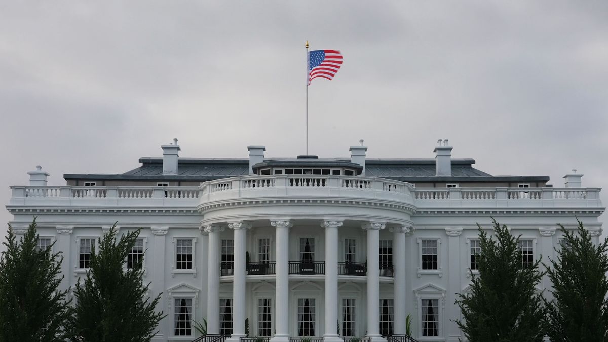 Суд США признал незаконным запрет Трампа на доступ журналистов в Белый дом