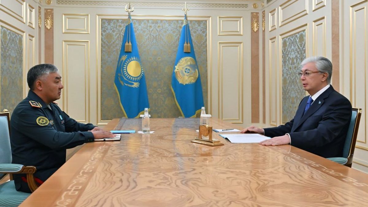 Токаев принял нового министра обороны Мырзахметова и дал поручения