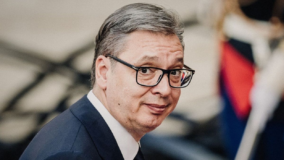 Вучич подписал отставку с поста президента Сербии