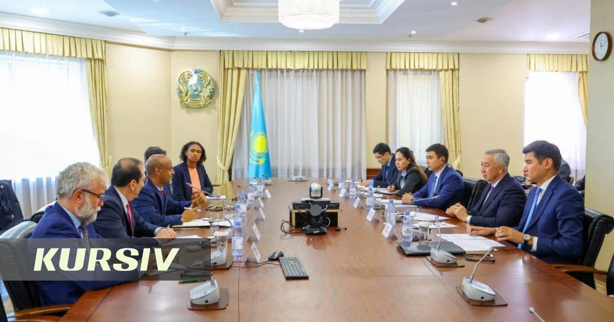 Жумангарин: дороги Казахстана должны приносить доход соседним странам