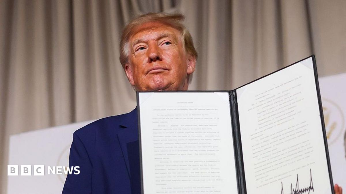 Трамп исключил совместный с Китаем проект в сфере ИИ